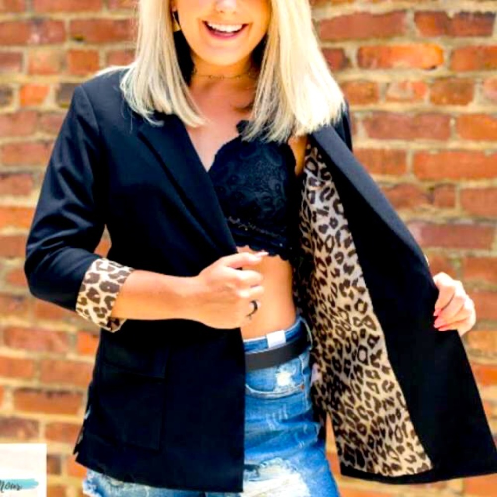 Size M, Chico’s Black Blazer